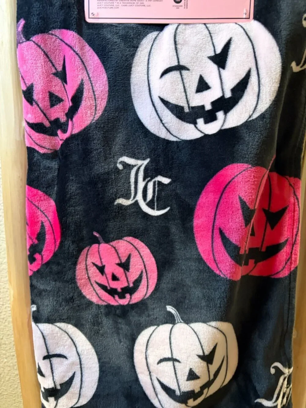 Juicy Couture Halloween Black Pink Pumpkin Plush Throw Blanket 60x70 NWT